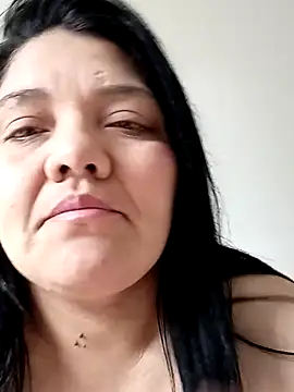 Snapshot of Cati_cat3 chatting on 02-02-26, 02:49 Cati cat3 online show from 02-02-26, 02:49