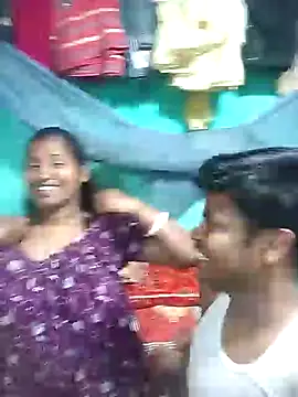 Snapshot of Your_deshibhabi25years chatting on 04-21-26, 01:42 Your deshibhabi25years online show from 04-21-26, 01:42