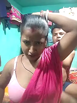 Snapshot of Your_deshibhabi25years chatting on 04-24-26, 03:25 Your deshibhabi25years online show from 04-24-26, 03:25