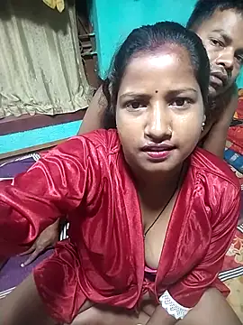 Snapshot of Your_deshibhabi25years chatting on 04-28-26, 10:37 Your deshibhabi25years online show from 04-28-26, 10:37