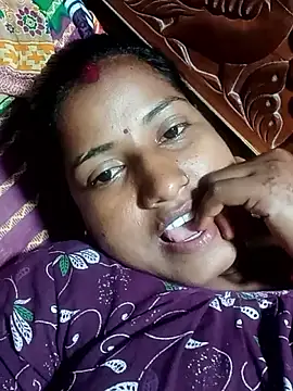 Snapshot of Your_deshibhabi25years chatting on 05-12-26, 03:42 Your deshibhabi25years online show from 05-12-26, 03:42