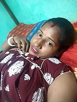 Snapshot of Your_deshibhabi25years chatting on 05-24-26, 05:23 Your deshibhabi25years online show from 05-24-26, 05:23