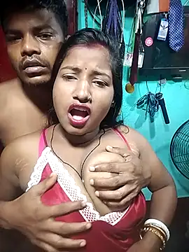 Snapshot of Your_deshibhabi25years chatting on 06-01-26, 10:00 Your deshibhabi25years online show from 06-01-26, 10:00