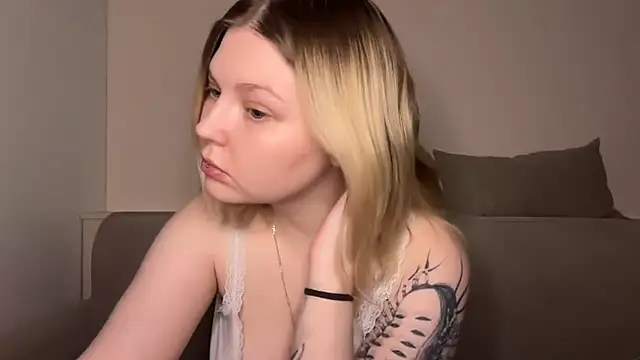 Ophelia Ritz online show from 03-28-26, 09:14