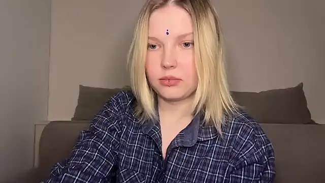 Ophelia Ritz online show from 04-10-26, 09:41