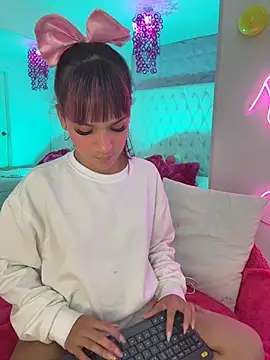 Kitty madness online show from 03-25-26, 08:26