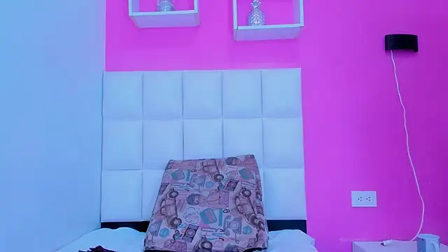 Snapshot of Baby_doll_XOXO chatting on 02-12-26, 08:37 Baby doll XOXO online show from 02-12-26, 08:37