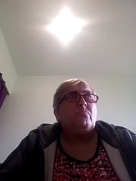 SusanStar874 online show from 07-09-26, 01:04