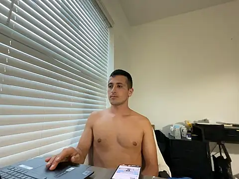 Snapshot of SPGM31 chatting on 03-15-26, 08:26 SPGM31 online show from 03-15-26, 08:26