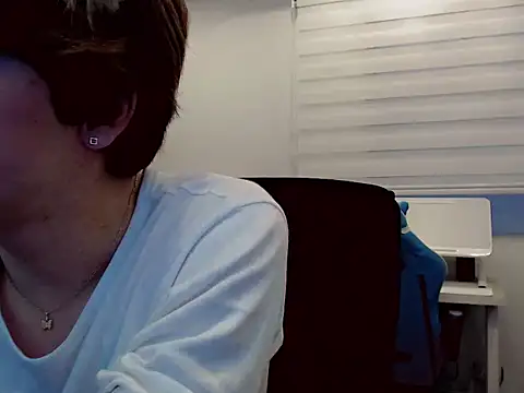 Snapshot of duvisex19 chatting on 02-21-26, 10:33 duvisex19 online show from 02-21-26, 10:33