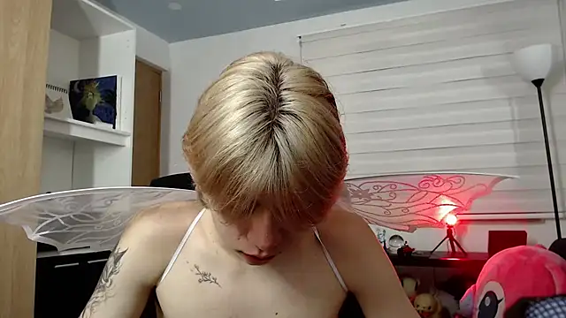 Snapshot of duvisex19 chatting on 05-20-26, 12:39 duvisex19 online show from 05-20-26, 12:39