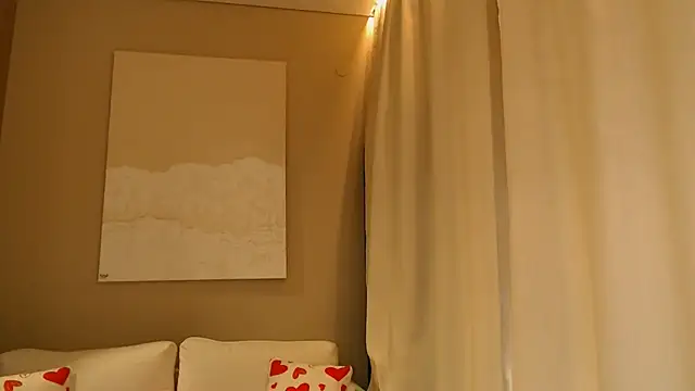 Snapshot of BluueSilk chatting on 03-03-25, 09:33 BluueSilk online show from 03-03-25, 09:33