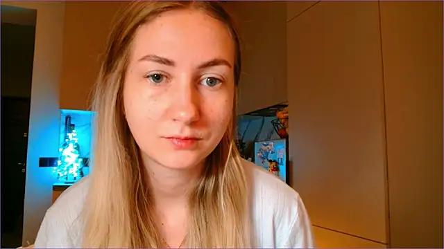 Snapshot of BluueSilk chatting on 02-20-26, 06:37 BluueSilk online show from 02-20-26, 06:37