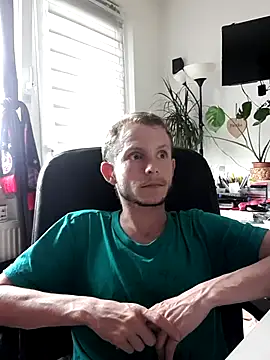 Snapshot of Jungspund25- chatting on 05-31-26, 01:51 Jungspund25- online show from 05-31-26, 01:51