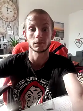 Snapshot of Jungspund25- chatting on 07-19-26, 01:59 Jungspund25- online show from 07-19-26, 01:59