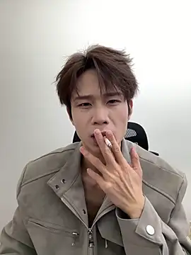 Snapshot of SM_004 chatting on 02-03-26, 08:41 SM 004 online show from 02-03-26, 08:41