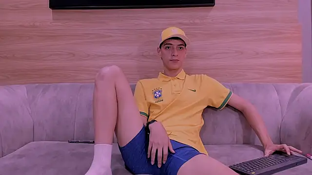 Snapshot of tiian_ chatting on 02-24-26, 07:12 tiian online show from 02-24-26, 07:12