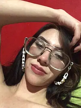 Snapshot of Winniedepootha chatting on 02-02-26, 08:13 Winniedepootha online show from 02-02-26, 08:13