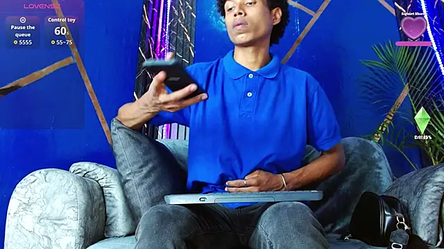 Walkers05 online show from 04-19-26, 05:12