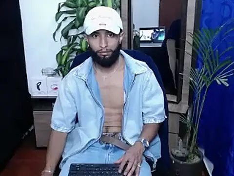 Snapshot of _noahdiaz chatting on 02-17-26, 05:59 noahdiaz online show from 02-17-26, 05:59