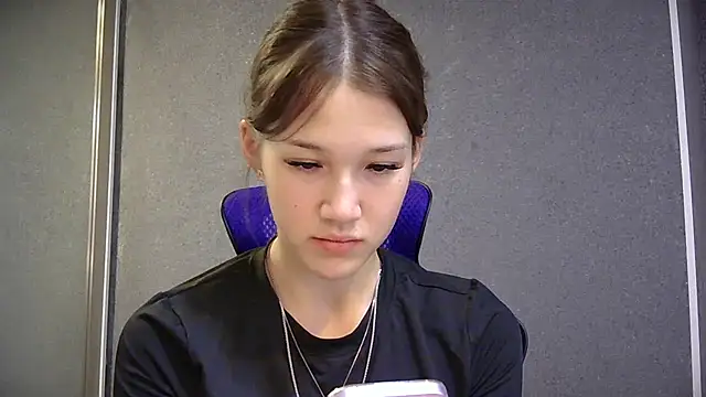 lilXdomiii online show from 05-17-26, 11:39