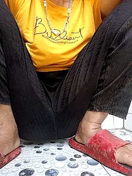 Ami-su online show from 04-12-26, 05:34