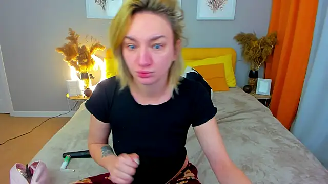 PollyRoseX online show from 04-22-26, 12:46