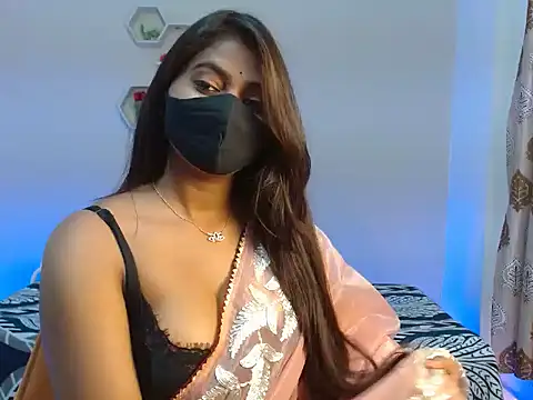 Snapshot of Hotginni4 chatting on 06-16-26, 05:48 Hotginni4 online show from 06-16-26, 05:48