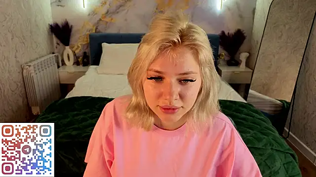 Snapshot of Kate_Krose chatting on 05-07-26, 01:00 Kate Krose online show from 05-07-26, 01:00