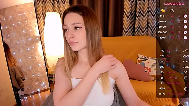 Snapshot of cherrykississ chatting on 02-21-26, 08:37 cherrykississ online show from 02-21-26, 08:37