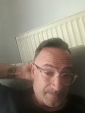 bobo672 online show from 04-28-26, 05:56