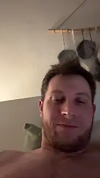 Snapshot of LubasOriginMen chatting on 03-10-26, 09:20 LubasOriginMen online show from 03-10-26, 09:20