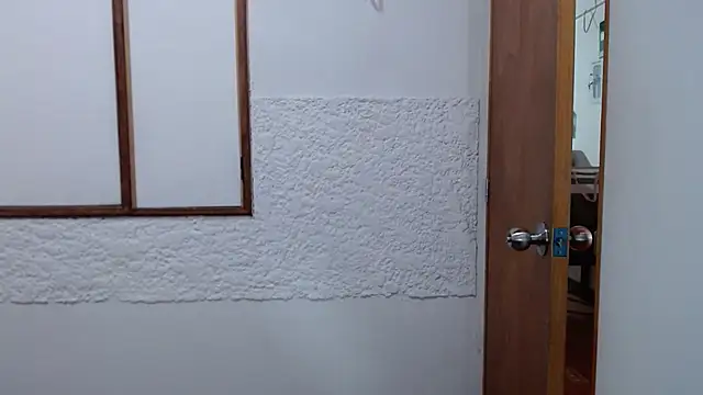 Snapshot of JulianaLopera1 chatting on 02-10-26, 03:27 JulianaLopera1 online show from 02-10-26, 03:27