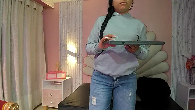 Kateemos online show from 03-12-26, 02:45