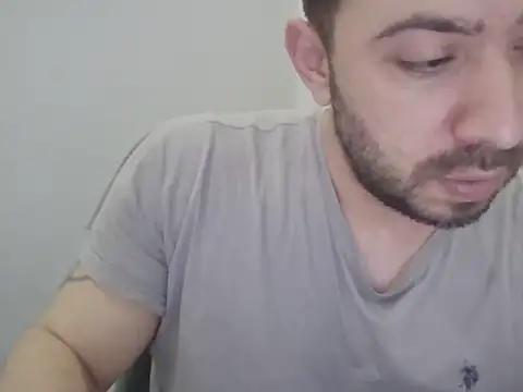 Snapshot of hessds34 chatting on 02-13-26, 05:20 hessds34 online show from 02-13-26, 05:20