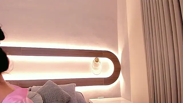 Violeta sum online show from 04-21-26, 12:44