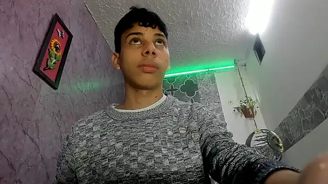 sexyboys cutexx18 online show from 02-01-26, 09:13