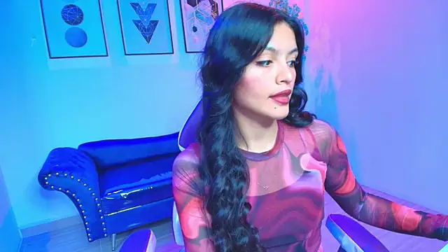 Maddie T18 online show from 03-25-26, 11:49