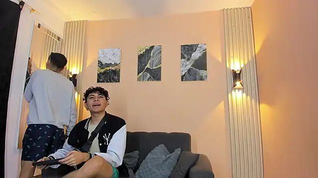 DesiresOfOlympus  online show from 04-08-26, 09:37