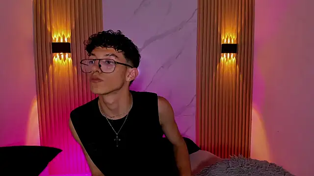 Christopher Hunter online show from 02-13-26, 08:05