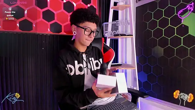 David Banks  online show from 04-18-26, 12:31