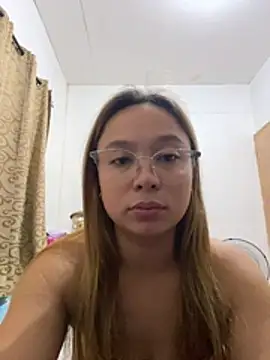 Snapshot of Wild_flower19 chatting on 03-14-26, 11:15 Wild flower19 online show from 03-14-26, 11:15