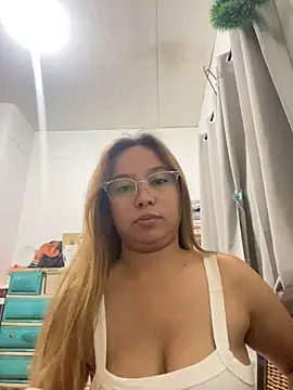 Snapshot of Wild_flower19 chatting on 03-15-26, 02:56 Wild flower19 online show from 03-15-26, 02:56