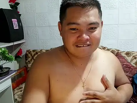 Snapshot of bigloadfox chatting on 02-21-26, 02:56 bigloadfox online show from 02-21-26, 02:56