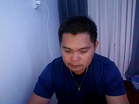 Snapshot of bigloadfox chatting on 03-09-26, 03:21 bigloadfox online show from 03-09-26, 03:21