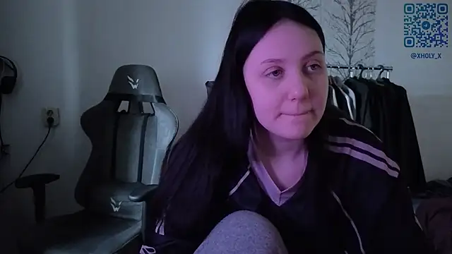 Holy Kveta online show from 04-17-26, 04:04