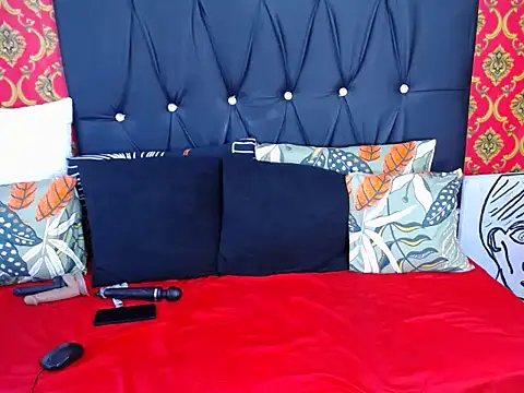 Snapshot of LADY-NESH chatting on 02-06-26, 04:32 LADY-NESH online show from 02-06-26, 04:32