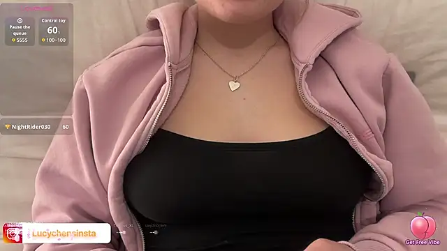 Lucyschickt online show from 02-19-26, 06:15