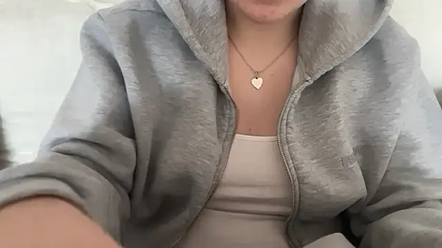 Lucyschickt online show from 03-20-26, 07:57