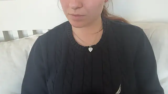 Lucyschickt online show from 04-21-26, 03:07